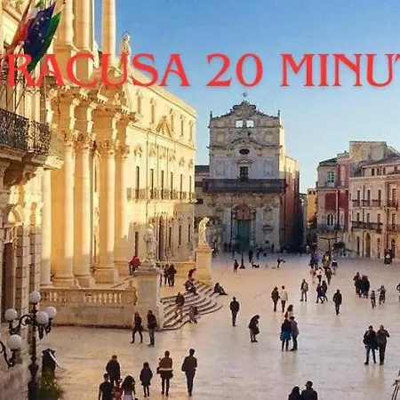Fuori Rotta Avola