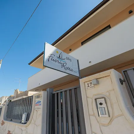 Konukevi Fuori Rotta Avola