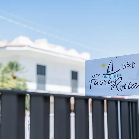 Fuori Rotta Konukevi Avola