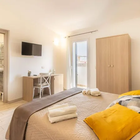 Fuori Rotta Konukevi 4*