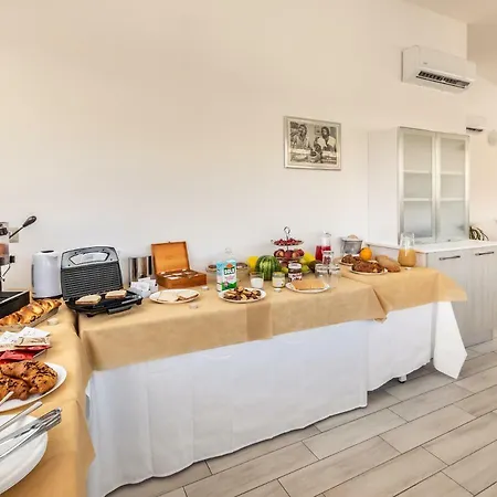 Πανσιόν Fuori Rotta